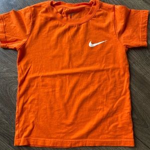 Boys Nike tee